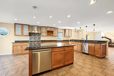 821  Wisconsin St, Lake Geneva, WI 53147 - Photo 15