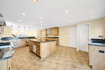 821  Wisconsin St, Lake Geneva, WI 53147 - Photo 13