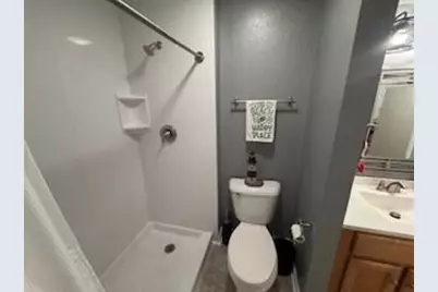 W194 S7823  Overlook Bay Rd #Unit A, Muskego, WI 53150 - Photo 15