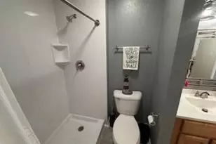 W194S7823 Overlook Bay Rd, Muskego, WI 53150 - Photo 15