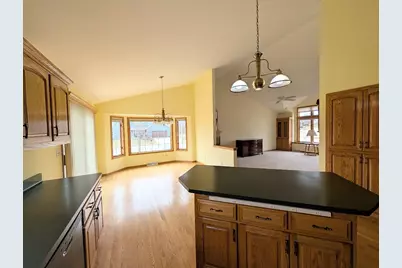 1001  Spring Waters Dr, Oconomowoc, WI 53066 - Photo 23