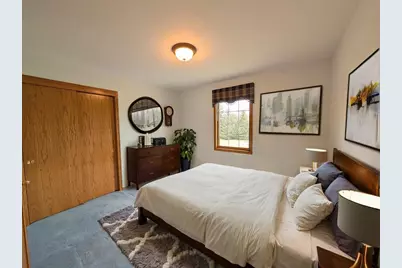 1001  Spring Waters Dr, Oconomowoc, WI 53066 - Photo 11