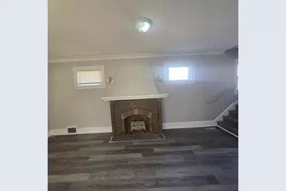 2548 N 18th St, Milwaukee, WI 53206 - Photo 5