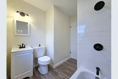 5908 N 32nd St, Milwaukee, WI 53209 - Photo 13