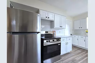 5908 N 32nd St, Milwaukee, WI 53209 - Photo 5