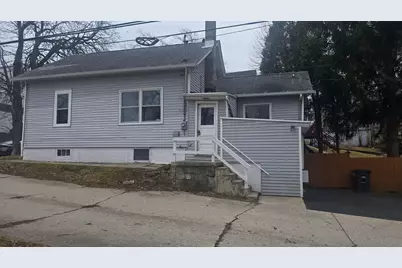 1118 S 13th St, Sheboygan, WI 53081 - Photo 25