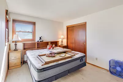 5711  Alta Loma Ct, Racine, WI 53403 - Photo 25