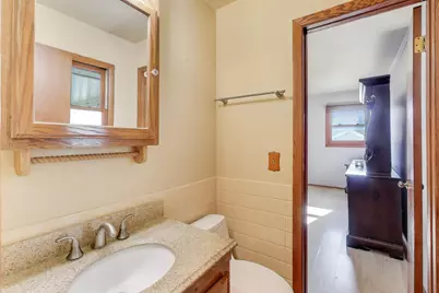 5711  Alta Loma Ct, Racine, WI 53403 - Photo 23