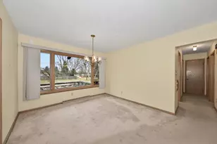 4260 N 163rd St, Brookfield, WI 53005 - Photo 7