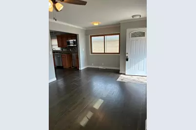 8528 W Arden Pl, Milwaukee, WI 53225 - Photo 7