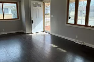 8528 W Arden Pl, Milwaukee, WI 53225 - Photo 5