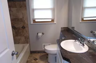 8528 W Arden Pl, Milwaukee, WI 53225 - Photo 9