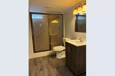 8528 W Arden Pl, Milwaukee, WI 53225 - Photo 13