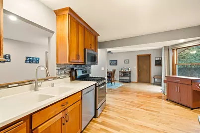 1525  River Highlands Dr, Oconomowoc, WI 53066 - Photo 7