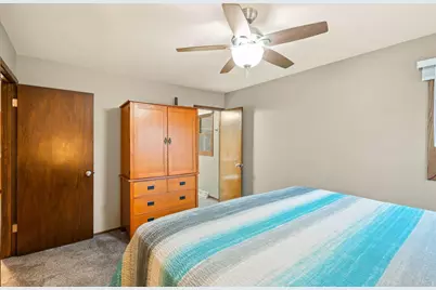 1525  River Highlands Dr, Oconomowoc, WI 53066 - Photo 17