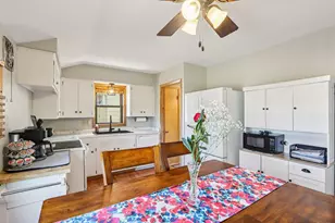 5320 W Plainfield Ave, Milwaukee, WI 53220 - Photo 7