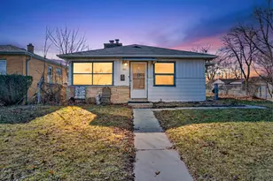 7031 W Villard Ave, Milwaukee, WI 53218 - Photo 17