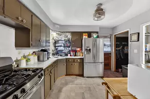 7031 W Villard Ave, Milwaukee, WI 53218 - Photo 3