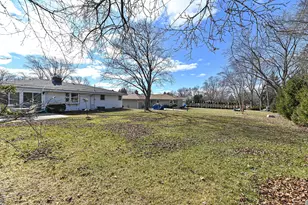 5400 Laura Ln, Greendale, WI 53129 - Photo 31