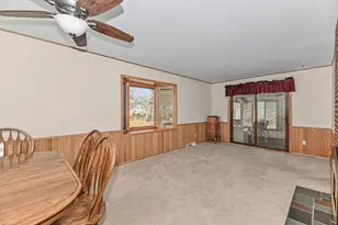 5400 Laura Ln, Greendale, WI 53129 - Photo 11