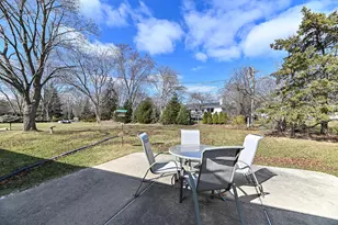 5400 Laura Ln, Greendale, WI 53129 - Photo 33