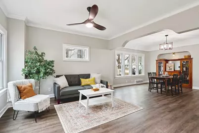 3165 S 15th St #3167, Milwaukee, WI 53215 - Photo 5