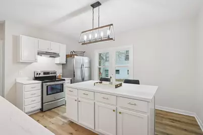 3165 S 15th St #3167, Milwaukee, WI 53215 - Photo 7