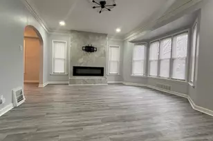 4063 N Elmhurst Rd, Milwaukee, WI 53216 - Photo 5