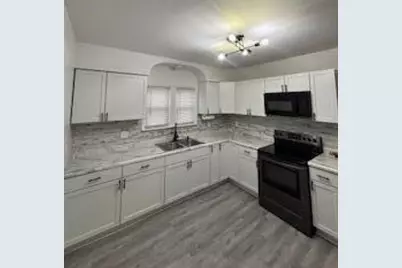 4063 N Elmhurst Rd #4065, Milwaukee, WI 53216 - Photo 9