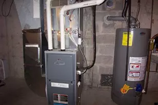 1498 Dousman St, Green Bay, WI 54303 - Photo 21