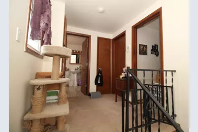 1498  Dousman St, Green Bay, WI 54303 - Photo 11