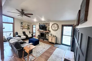 3657 Lusan Dr, Jackson, WI 53012 - Photo 11