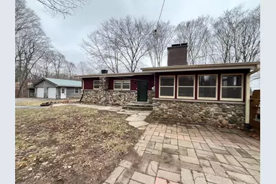 3657  Lusan Dr, Jackson, WI 53012 - Photo 3