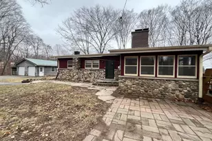 3657 Lusan Dr, Jackson, WI 53012 - Photo 3