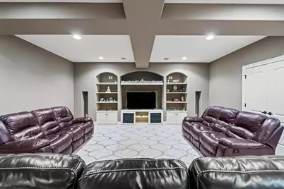 4690  Bradon Trl, Brookfield, WI 53045 - Photo 23