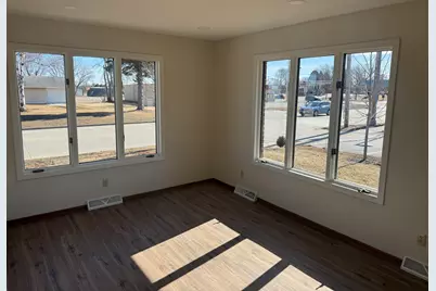 2722 N 21st St, Sheboygan, WI 53083 - Photo 5