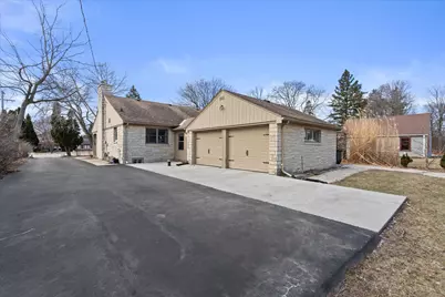 130 W Brown Deer Rd, Bayside, WI 53217 - Photo 27