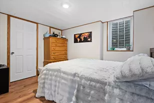 130 W Brown Deer Rd, Bayside, WI 53217 - Photo 19