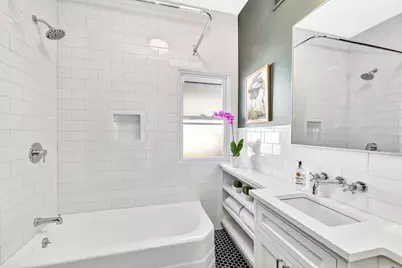 3553 N Maryland Ave, Shorewood, WI 53211 - Photo 13