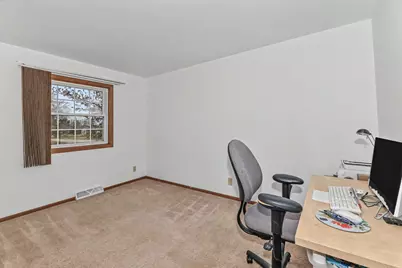 747 E Quail Run, Oak Creek, WI 53154 - Photo 15