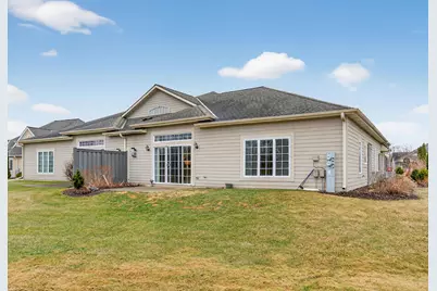 W162N5503  Westwind Dr, Menomonee Falls, WI 53051 - Photo 23