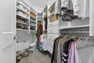 W162N5503 Westwind Dr, Menomonee Falls, WI 53051 - Photo 17