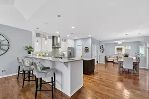 W162N5503 Westwind Dr, Menomonee Falls, WI 53051 - Photo 5