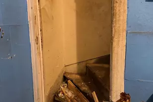 228 N Memorial Dr, Racine, WI 53404 - Photo 9