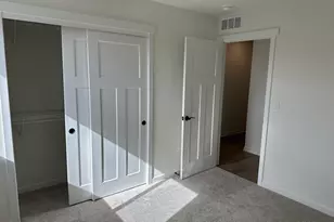 W149N11973 Red Holly Dr, Germantown, WI 53022 - Photo 13