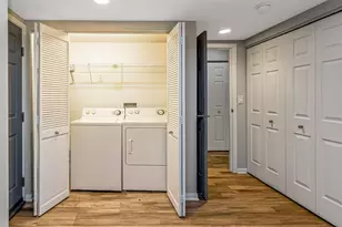 1108 N Milwaukee St, Milwaukee, WI 53202 - Photo 9