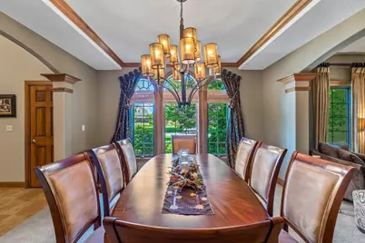 1252  Mary Hill Cir, Hartland, WI 53029 - Photo 11