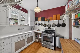 2745 N Farwell Ave, Milwaukee, WI 53211 - Photo 9