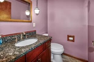 13755 W Crawford Dr, New Berlin, WI 53151 - Photo 15