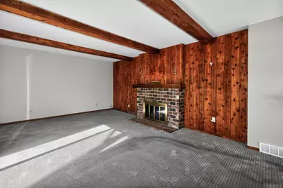 13755 W Crawford Dr, New Berlin, WI 53151 - Photo 9